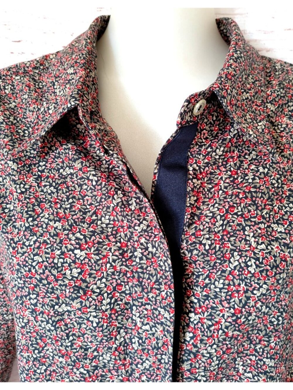 Liz Claiborne Women's Button Up Shirt Black Floral Long Sleeve Hidden Plank XL